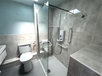 Picture 4